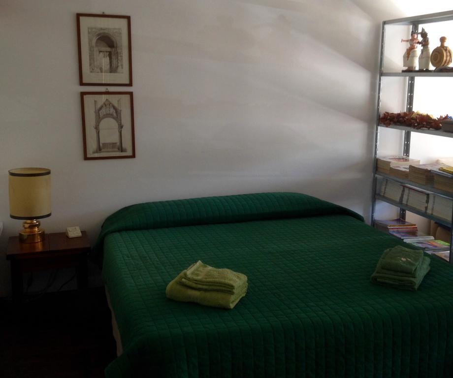 Bed & Breakfast San Lazzaro Room سان لاتْسارو دي سافين المظهر الخارجي الصورة